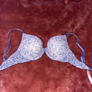 Victoria's Secret Light Blue Floral Bra